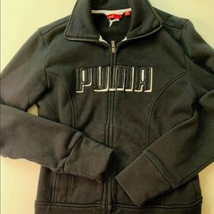 PUMA Sweatshirt Black Spell Out Fleece Lined